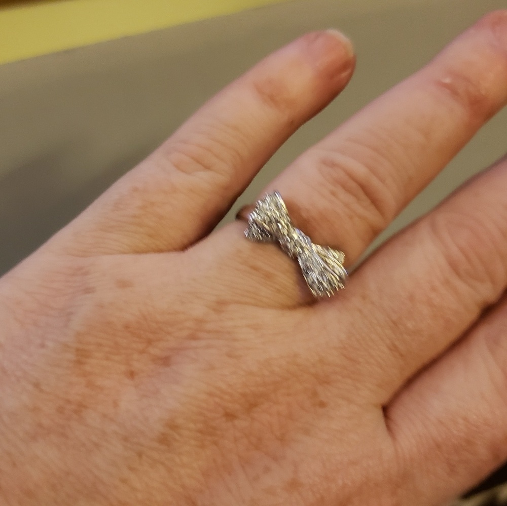 Bow ring - Picture 3 of 4